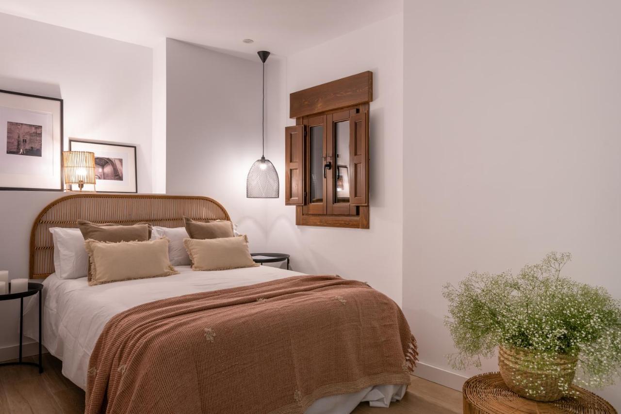 Suites Jardines De La Alhambra Гранада Экстерьер фото