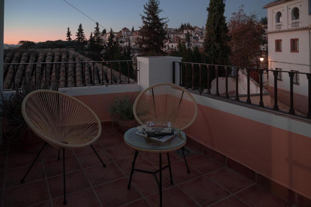 Suites Jardines De La Alhambra Гранада Экстерьер фото